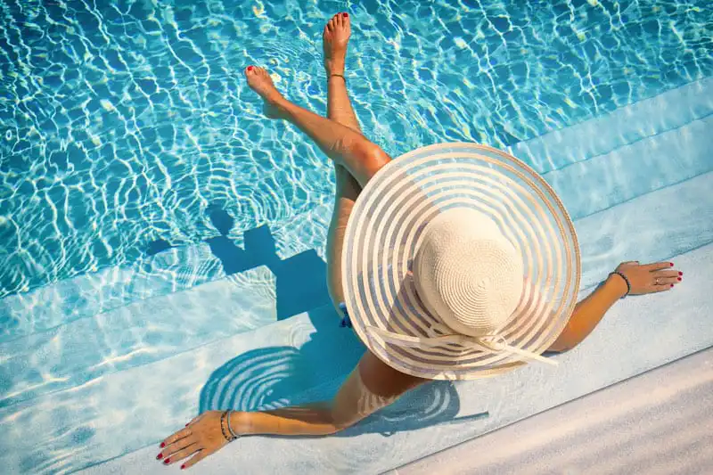 Gray Line Bus Rentals for Arizona Resorts
