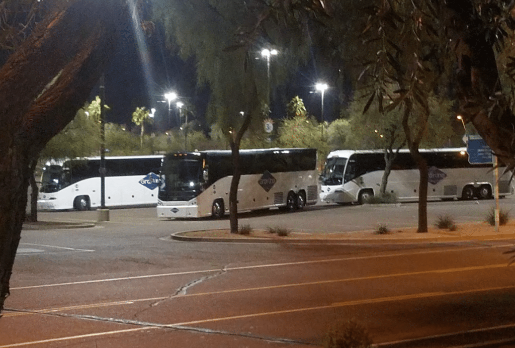 Explore Scottsdale’s ArtWalk with Your Group: Why a Charter Bus is the Perfect Solution